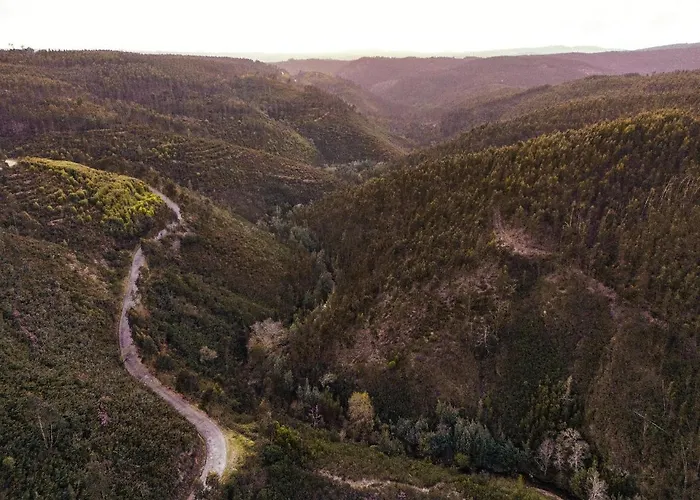 Casa Do Cabeco Alombada منزل للإقامة